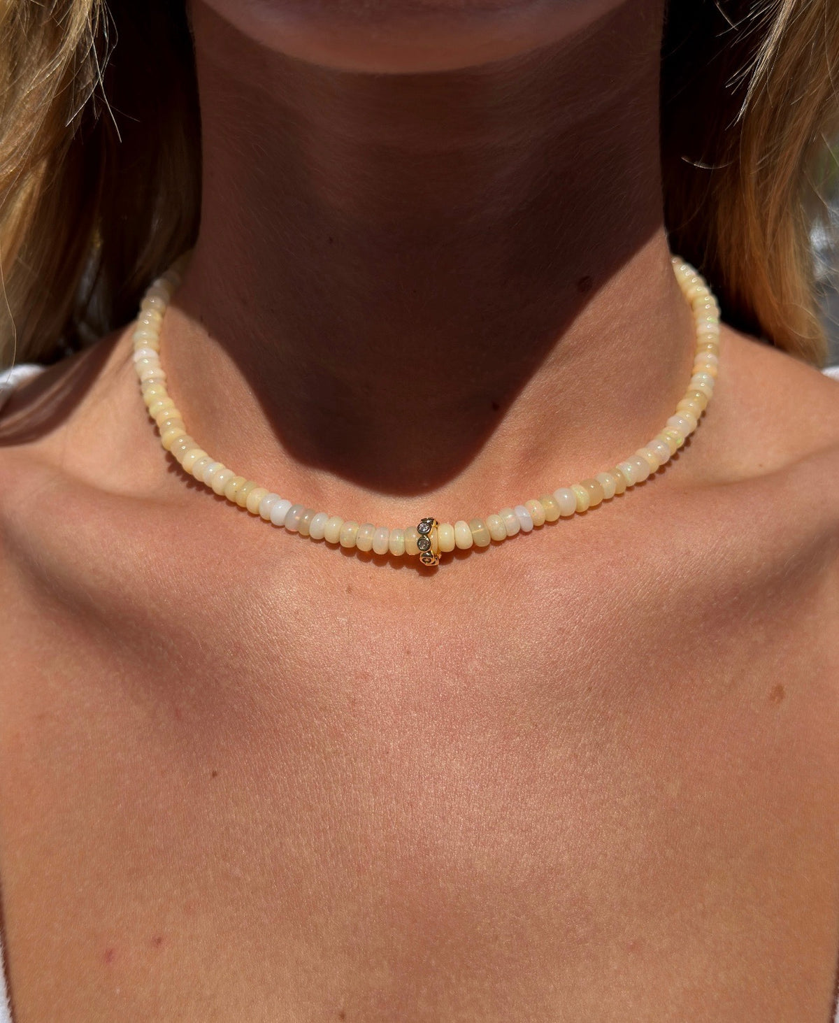 BUTTERCREAM OPAL NECKLACE