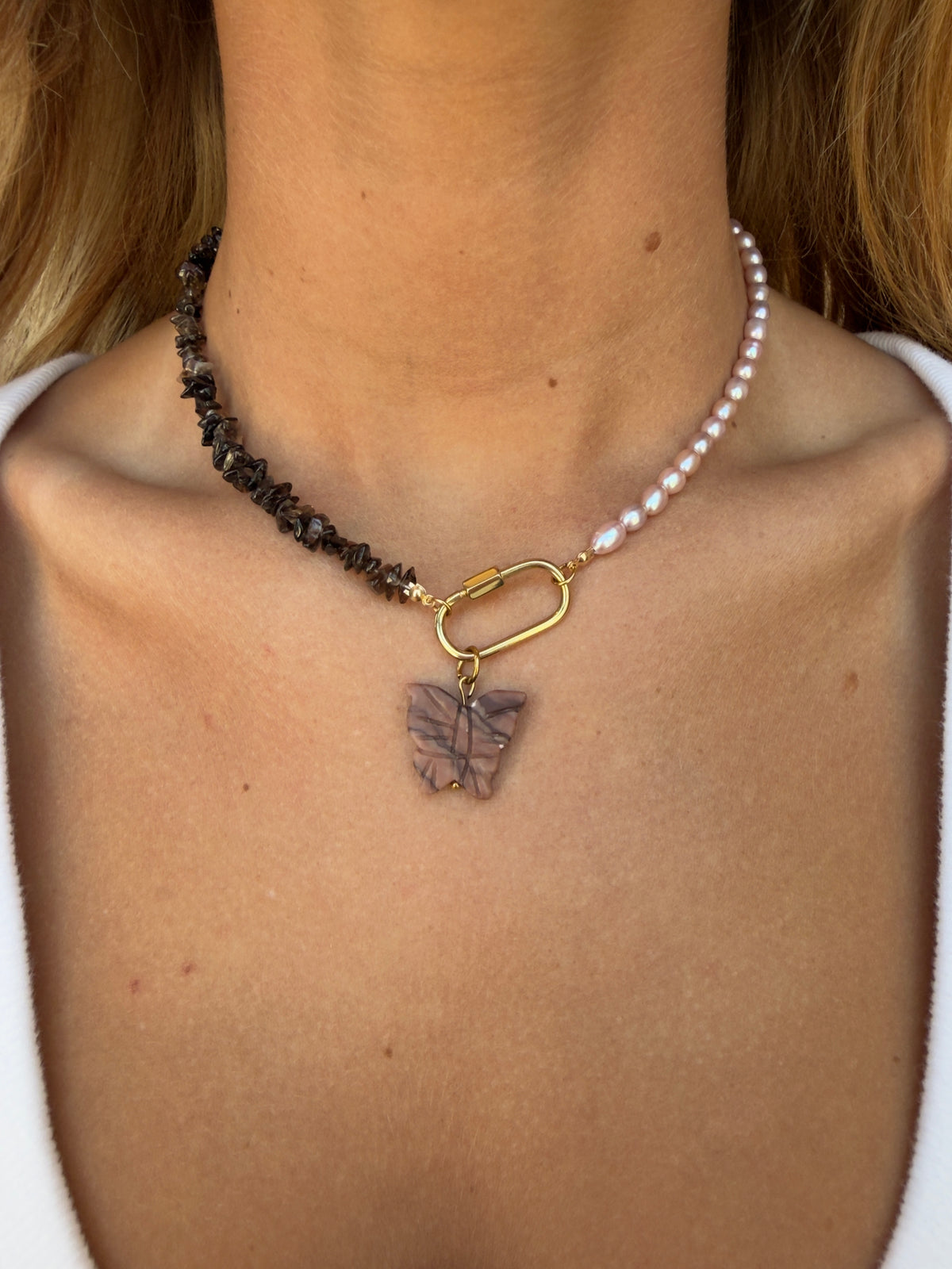 VELVET BUTTERFLY NECKLACE